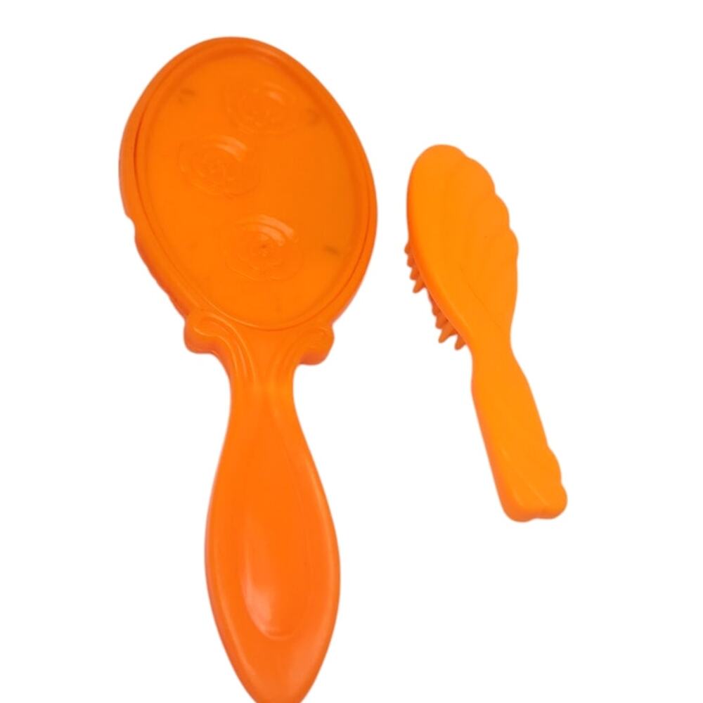 Vintage Doll Orange Brush & Mirror Set MUST  COMBINE $3